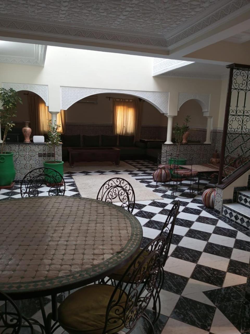 Duplex Style Riad Residence Avec Piscines Marrakesh Eksteriør billede